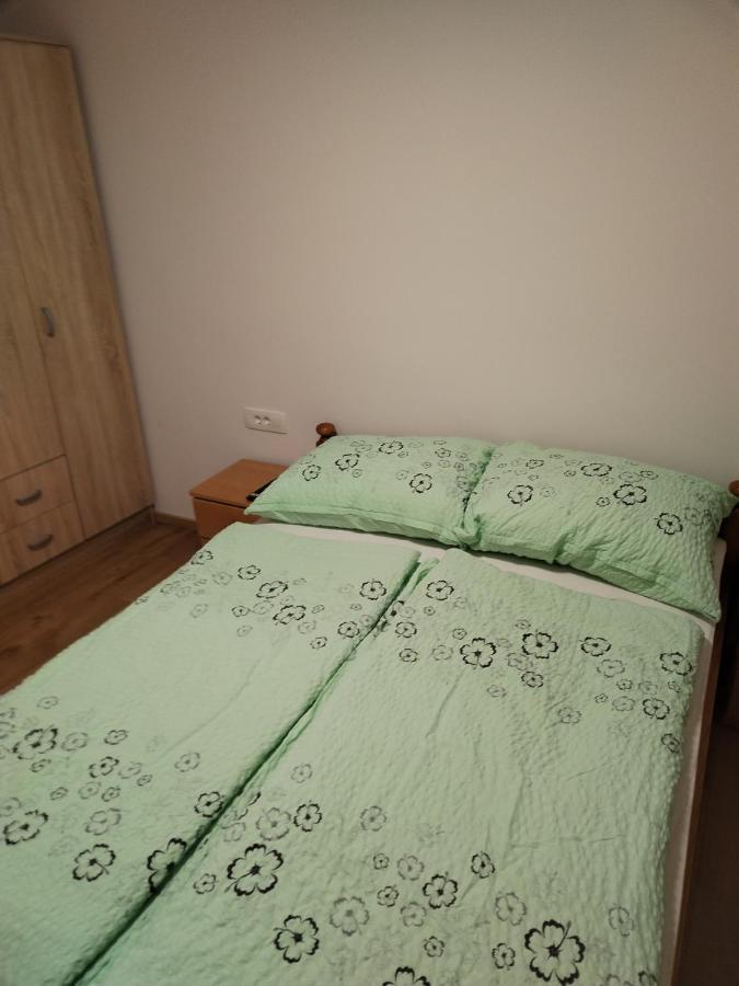 Apartment Jalen โบฮินิสกา เบลา ภายนอก รูปภาพ